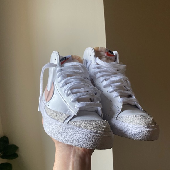 Nike blazer comes w box💕💕 - Picture 2 of 6